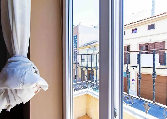 Apartamento Acogedor Con Terraza Interior En La Playa *