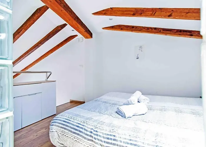 Apartamento Acogedor Con Terraza Interior En La Playa *