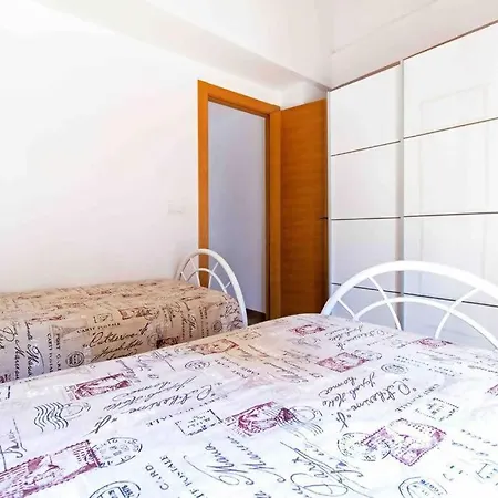 Acogedor Duplex Con Terraza Interior En La Playa Апартаменты